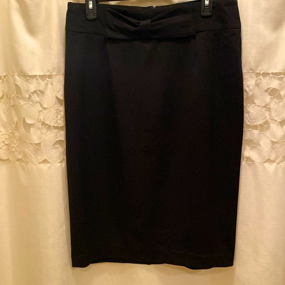 Grace Elements Dresses & Skirts - Woman’s Black Pencil Skirt by Grace Elements, Size 12
